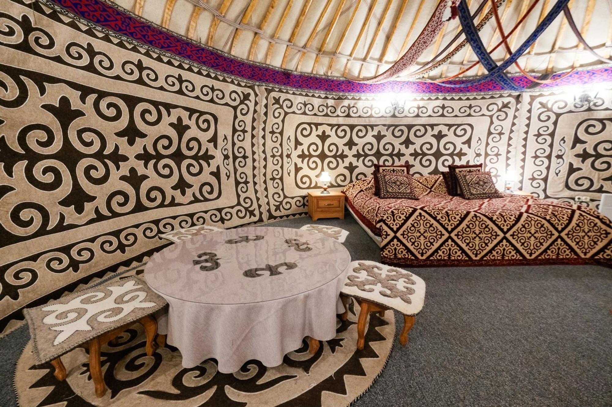 Oi-Qaragai Mountain Resort Besqaynar Extérieur photo