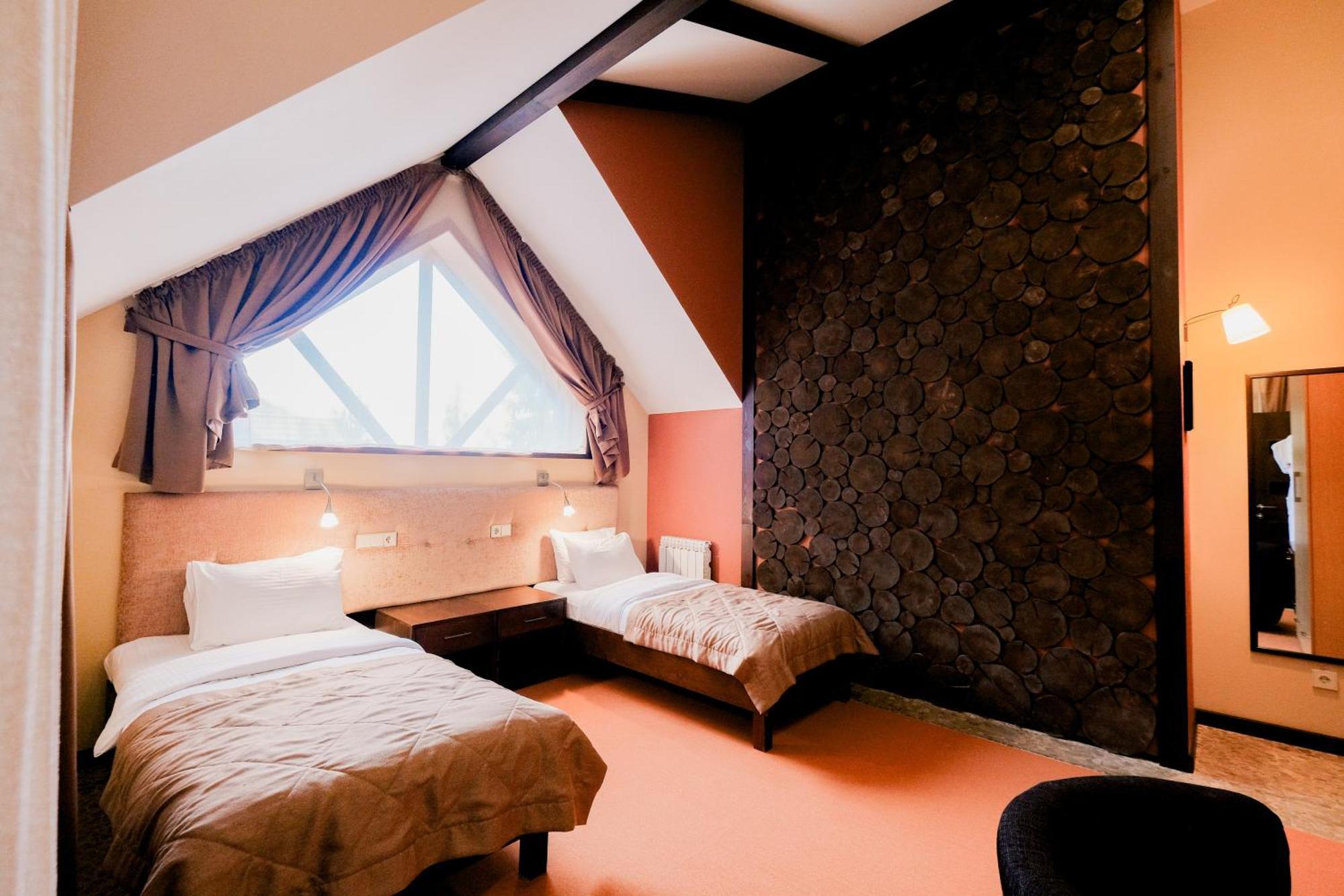 Oi-Qaragai Mountain Resort Besqaynar Extérieur photo